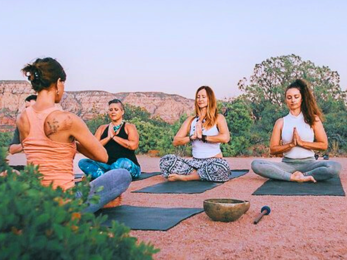 Yoga (4x3)